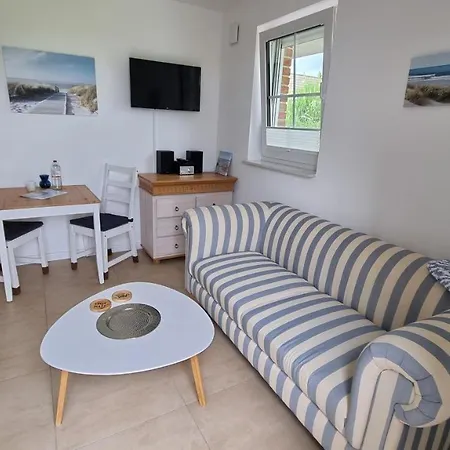 Ferienwohnung Rugen 2, 108, Insel Rugen Alt Reddevitz