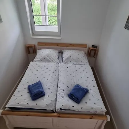 Ferienwohnung Rugen 2, 108, Insel Rugen Alt Reddevitz